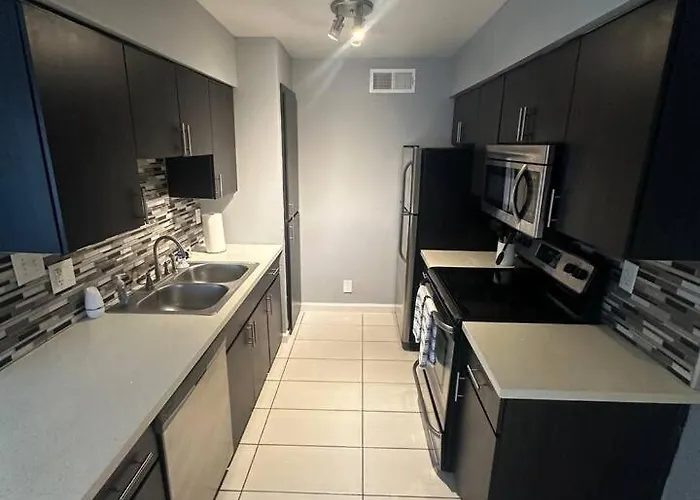 2b1b Location In Phx|pool|airport Holiday home Phoenix